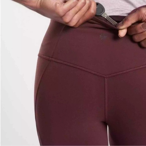 Athleta Shakti Mesh 7/8 Tight in Spiced Cabernet 1x EUC - Picture 4 of 11
